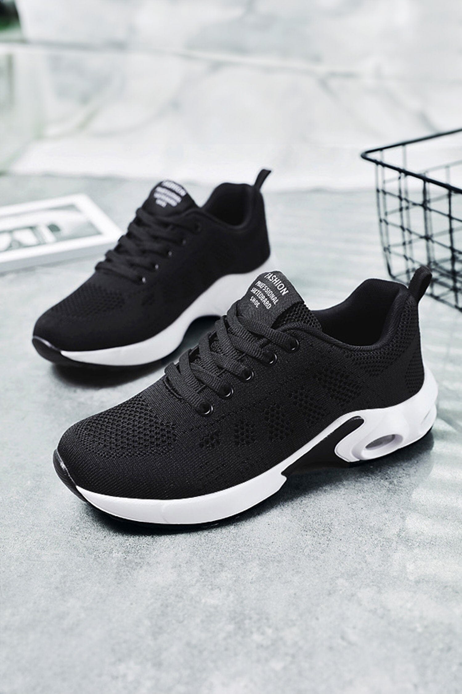 Fashion Women's Air-Cushioned Lace-Up Sneakers Women's Shoes Shaoxing Shangqu im&ex Co.,ltd Black EUR 36 