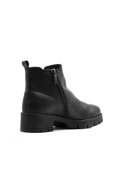 Tamaris Unisex Leather Chelsea Ankle Boots Unisex Shoes Shafi Pvt. limited (Sale Basis) 