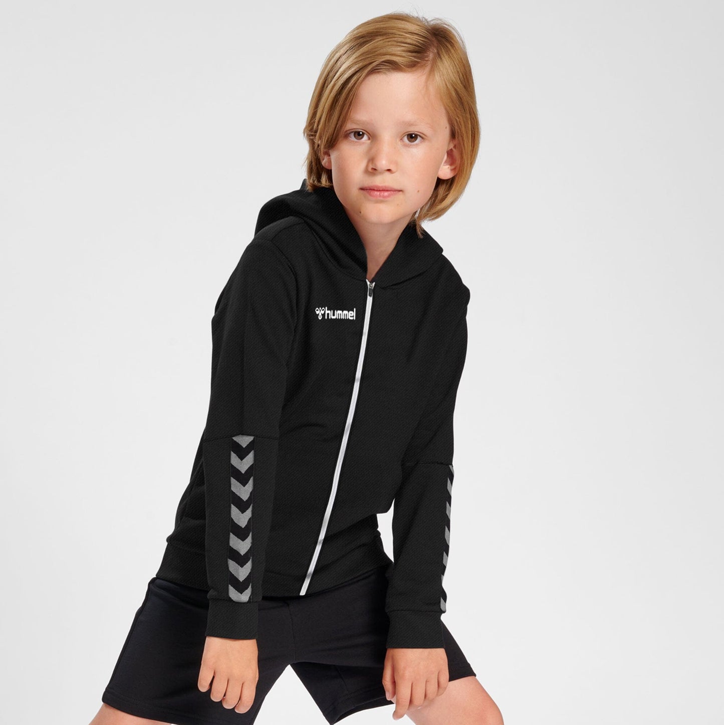 Hummel Boy's Arrow Arm Printed Activewear Zipper Hoodie Boy's Zipper Hoodie HAS Apparel Black 4 Years 