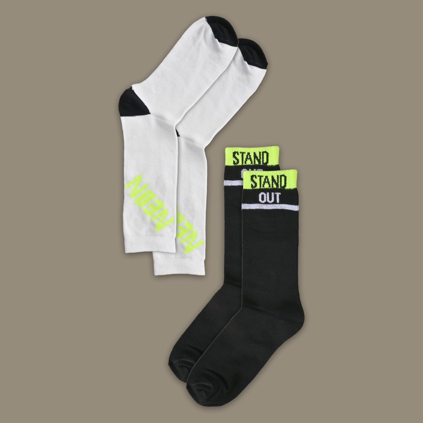 Men's Stand Out Embroidered Crew Socks - Pack Of 2 Pairs Socks RKI D1 EUR 38-42 