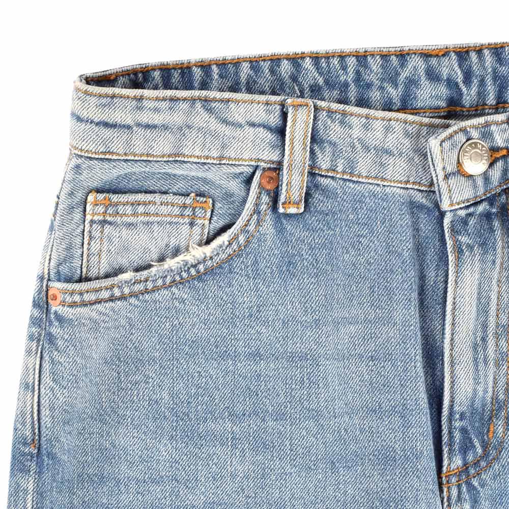 Monki Women's Light Wash Comfy Relaxed Fit Denim Women's Denim SRK 